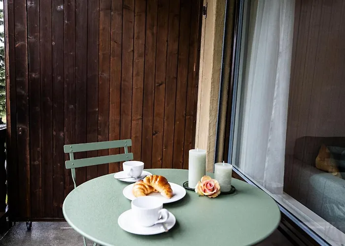 Chesa Paluedin 13 - By Interhome شقة