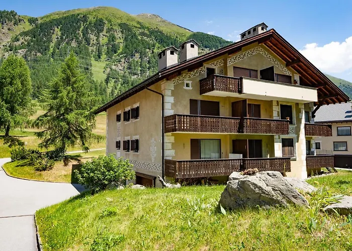 Appartement Chesa Paluedin 13 - By Interhome Pontresina